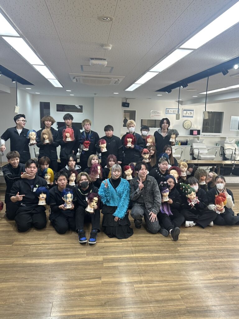 YIC京都ビューティー専門学校クリエイティブ作品制作授業　最•終•日！！！！　入賞者は誰の手に！！？