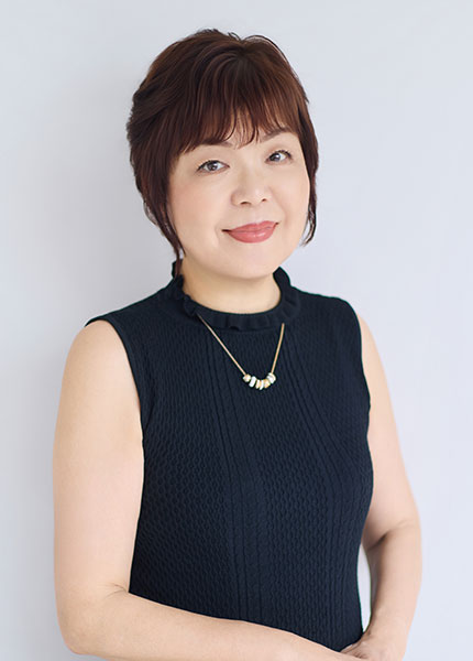 山田 磨由美