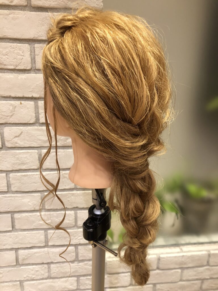 簡単ヘアアレンジ！編みおろしアレンジ！！