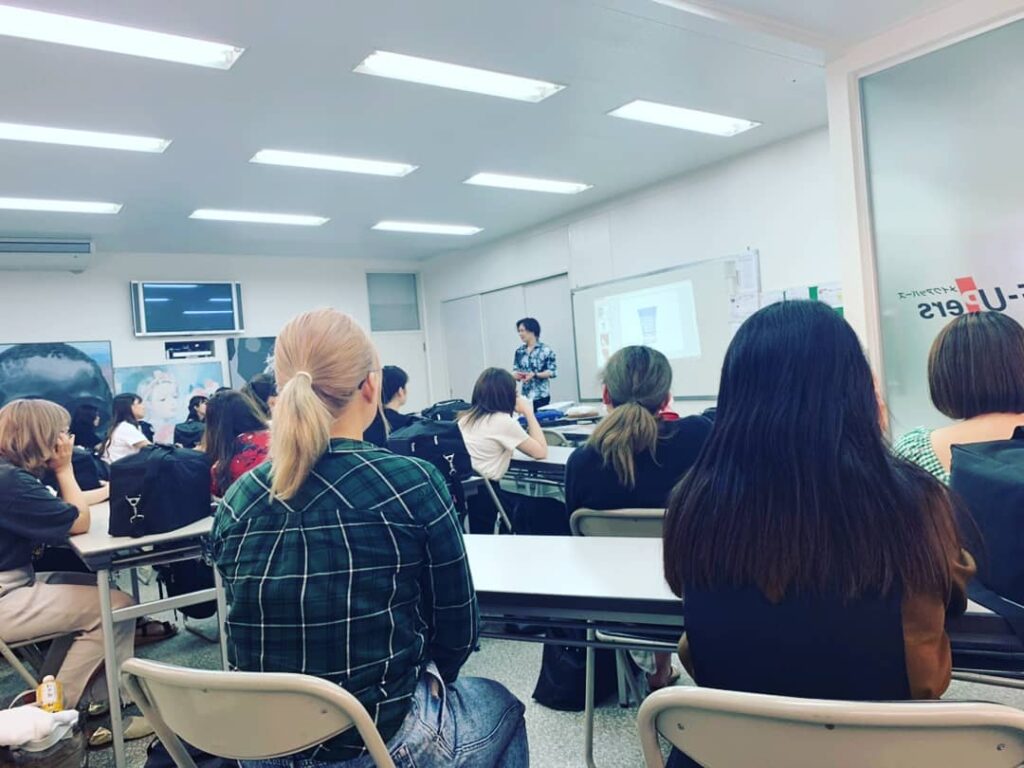 桂ヘアデザイン専門学校にて特別授業の講師をしました！
