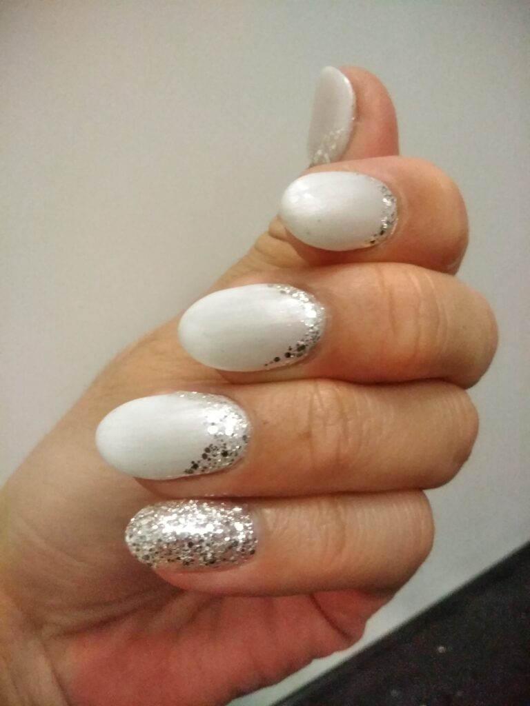 　ブライダルネイルで一押しカラーはパールホワイト！　迷ったらこれ！チーフtakeのブログ