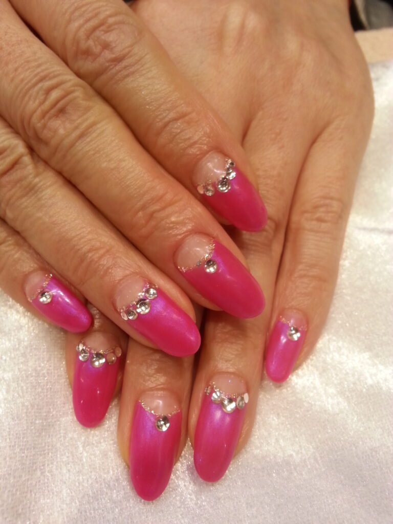 ビビッドネイル